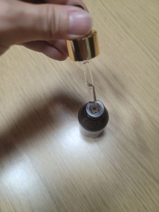 스킨큐어 산다화 비타민c 화이트닝 에센스 30ml — 5점을 준 리뷰어가 2024년 1월 올린 사용 사진