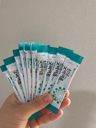 프리마인 유산균 국가지정연구소 선정, 살아있는 생유산균 200억 마리의 힘. 유산균n굿바이옴플러스 — 5점을 준 리뷰어가 2021년 12월 올린 사용 사진