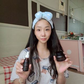 마리엔메이  이데베논 블랙베리 보습 크림 + 세럼 — 4.5점을 준 리뷰어가 2021년 10월 올린 사용 사진