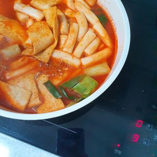 응큼떡볶이 — 5점을 준 리뷰어가 2021년 3월 올린 사용 사진