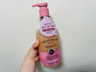 벨먼 내추럴스파 수분광채 스크럽 바디워시 600ml 5종 — 5점을 준 리뷰어가 2022년 5월 올린 사용 사진