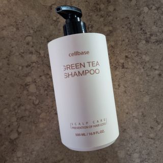 프리마인 더이상 뻣뻣하고 효과없는 탈모샴푸는 NO. 근본부터 케어하는 셀베이스 그린티샴푸(500ml) — 5점을 준 리뷰어가 2023년 1월 올린 사용 사진