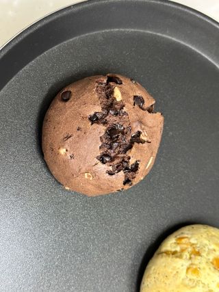 서브큐 스콘 냉동생지 3종 (크랜베리 스콘, 얼그레이 스콘, 초코헤이즐넛 스콘) — 4점을 준 리뷰어가 2023년 5월 올린 사용 사진