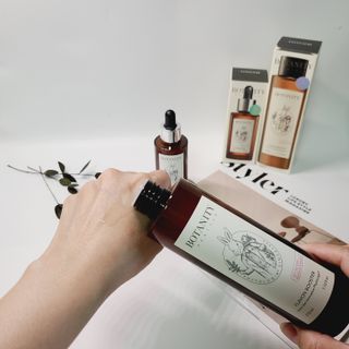 보타니티 [홍]조[진]정[결]케어 플라본 부스터 210ml / 플라본 세럼 50ml — 5점을 준 리뷰어가 2022년 7월 올린 사용 사진