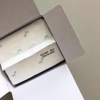 허그미 유기농 순면커버 생리대 중형+팬티라이너+오버나이트 — 5점을 준 리뷰어가 2021년 6월 올린 사용 사진
