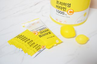 서울약사신협 프리미엄비타민C1000_2.5G x 100포 — 5점을 준 리뷰어가 2021년 1월 올린 사용 사진