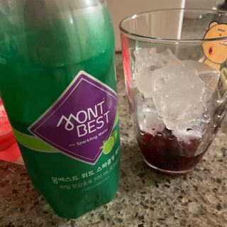 몽베스트 Montbest with Sparkling water Lime20병 — 5점을 준 리뷰어가 2021년 10월 올린 사용 사진