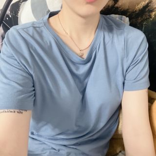 아르보노브라 아르보노 10color 데일리 반팔 노브라티 — 4점을 준 리뷰어가 2022년 5월 올린 사용 사진