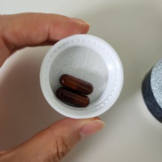 프리마인 홍삼의 강력한 에너지, 이제는 흡수율을 높인 최첨단 캡슐로 간편하게 초고속 충전하세요. — 5점을 준 리뷰어가 2022년 10월 올린 사용 사진