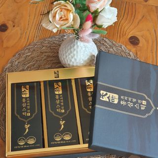 헬스업_천명진프리미엄홍삼스틱_10ml x 30포 — 5점을 준 리뷰어가 2021년 2월 올린 사용 사진