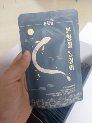 [비린내 완벽제거] 본황칠 통장어 국내산 장어즙 아르기닌 2800mg 장어즙효능 기력보강 — 4점을 준 리뷰어가 2022년 7월 올린 사용 사진