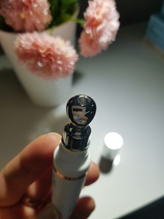 산수시 일루미네이팅 펄 영양 다크서클 스틱 아이 크림 케어 15ml — 5점을 준 리뷰어가 2021년 6월 올린 사용 사진