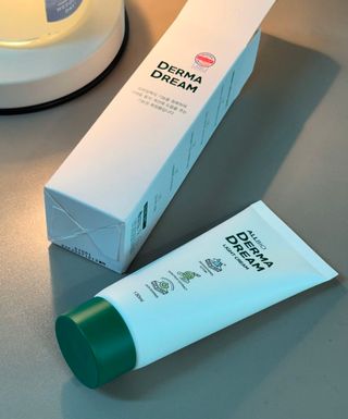 ★스마트 스토어 [올바이오] 더마크림 라이트 크림 130ml 저자극 보습 가려움개선 — 5점을 준 리뷰어가 2024년 12월 올린 사용 사진