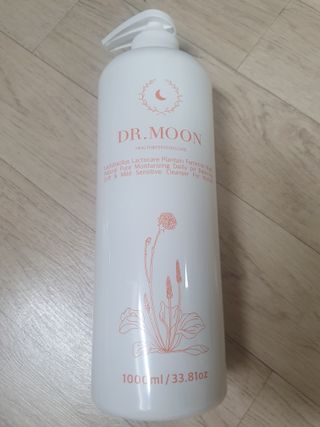 프리[닥터문] 유산균 락토케어 질경초 여성청결제 1000ml (젤타입) — 3점을 준 리뷰어가 2022년 7월 올린 사용 사진