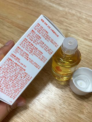 바이오오일 [바이오-오일] 스킨케어 오일 내추럴 60ml — 5점을 준 리뷰어가 2021년 6월 올린 사용 사진