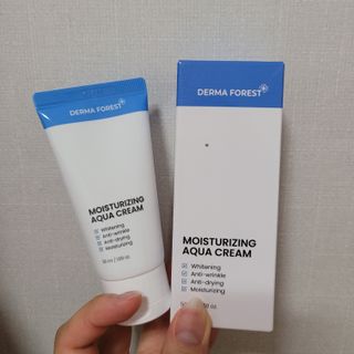 더마포레스트 모이스처라이징 아쿠아크림 / 수분크림 히알루론산 펩타이드 보습 미백 주름개선 — 5점을 준 리뷰어가 2021년 7월 올린 사용 사진