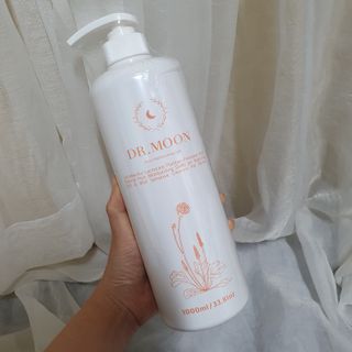 프리[닥터문] 유산균 락토케어 질경초 여성청결제 1000ml (젤타입) — 5점을 준 리뷰어가 2022년 6월 올린 사용 사진