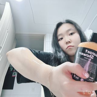 (주)나담코스 [나담코스] 기분좋은 향기 , 퍼퓸 바디워시 — 4점을 준 리뷰어가 2023년 3월 올린 사용 사진
