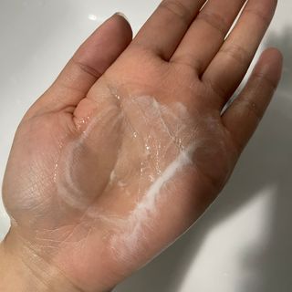 스킨큐어 산다화 순한 클렌징 동백 오일 200ml — 5점을 준 리뷰어가 2023년 4월 올린 사용 사진