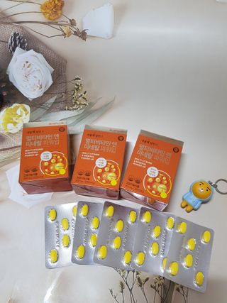 서울약사신협_내몸애발란스멀티비타민앤미네랄파워업_800mg x 90정 — 5점을 준 리뷰어가 2021년 8월 올린 사용 사진