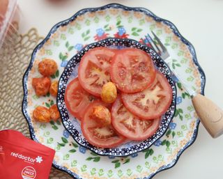 레드닥터 완숙토마토 + 통째로 동결건조한 대추방울토마토 — 5점을 준 리뷰어가 2022년 12월 올린 사용 사진