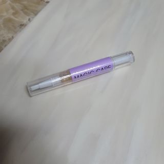 뷰젤 매직케어 네일솔루션 손발톱 보습 영양제 펜슬타입 5ml — 4점을 준 리뷰어가 2022년 3월 올린 사용 사진