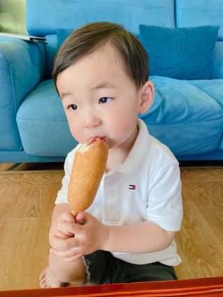 오마뎅 한우핫도그 — 5점을 준 리뷰어가 2021년 6월 올린 사용 사진