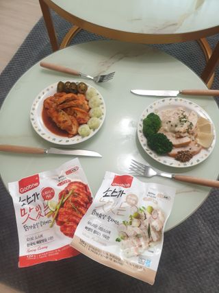 굽네몰 [굽네] 소스가 맛있는 닭가슴살 슬라이스 4종 — 5점을 준 리뷰어가 2021년 5월 올린 사용 사진