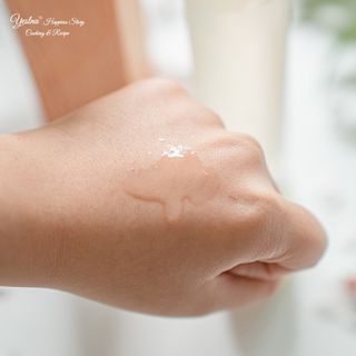 메이쿱 로우 소스 더 비건 에센스 100ml — 5점을 준 리뷰어가 2022년 4월 올린 사용 사진