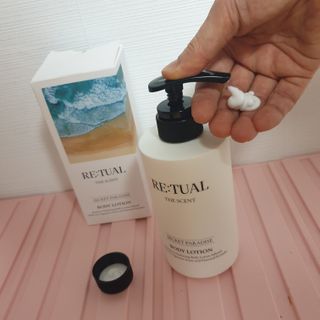 레츄얼 더 센트 바디로션 시크릿 파라다이스(500ml) — 5점을 준 리뷰어가 2022년 7월 올린 사용 사진