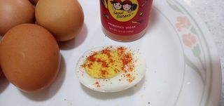 [서울시스터즈] 김치시즈닝 국내 최초 뿌려먹는 김치파우더 100g 1개+ 신제품 고추장 핫소스 185g 1개 — 5점을 준 리뷰어가 2021년 9월 올린 사용 사진
