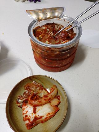 셰프애찬 별미김치 굴겉절이 1kg — 5점을 준 리뷰어가 2022년 12월 올린 사용 사진