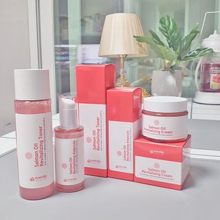 아이앤립 / EYENLIP 아이앤립 연어오일 리바이탈라이징 토너+앰플+크림 3종 세트 — 5점을 준 리뷰어가 2021년 5월 올린 사용 사진