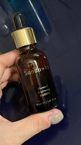 스킨큐어 산다화 비타민c 화이트닝 에센스 30ml — 5점을 준 리뷰어가 2023년 9월 올린 사용 사진