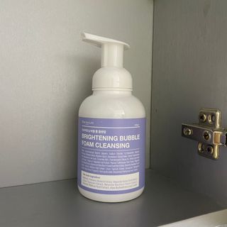 약손명가코스메틱 에오스보떼 브라이트닝 버블 폼 클렌징 300ml — 4점을 준 리뷰어가 2021년 12월 올린 사용 사진