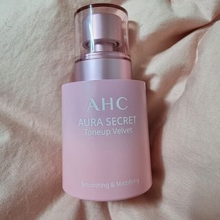 AHC 아우라 시크릿 톤업 벨벳 — 3.5점을 준 리뷰어가 2021년 4월 올린 사용 사진