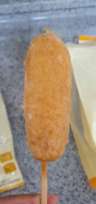 오마뎅 한우핫도그 — 5점을 준 리뷰어가 2021년 5월 올린 사용 사진