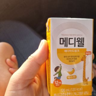 메디웰 페디아드링크 미니 바나나맛 — 5점을 준 리뷰어가 2022년 8월 올린 사용 사진