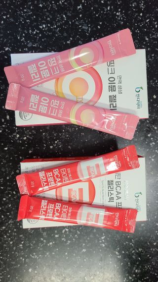 인디닥터 면역 생생 핑크 이뮨 젤리 + 타이탄 BCAA 프로틴 젤리스틱 — 5점을 준 리뷰어가 2022년 5월 올린 사용 사진