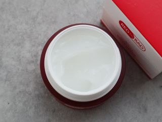 레드투래드 센서티브 슈퍼 크림 50ml — 5점을 준 리뷰어가 2021년 11월 올린 사용 사진
