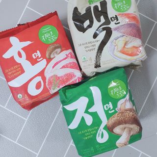 [풀무원] 자연은맛있다 정면, 백면, 홍면  세트 — 5점을 준 리뷰어가 2021년 4월 올린 사용 사진