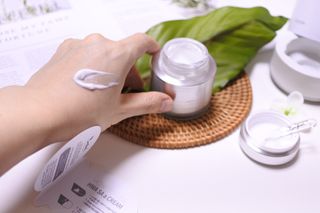 CRE8SKIN(크리에이트스킨) 화사한크림 — 5점을 준 리뷰어가 2022년 3월 올린 사용 사진