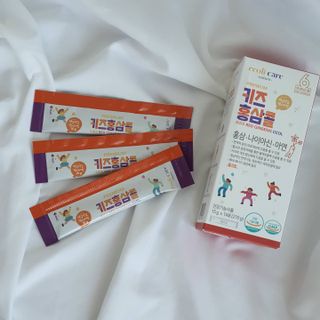 베거스코리아 [콜리케어] 키즈 홍삼콜리 딸기맛 14포 — 5점을 준 리뷰어가 2021년 5월 올린 사용 사진