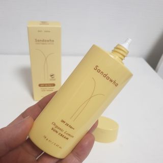 스킨큐어 산다화 유기농 레몬썬크림 — 5점을 준 리뷰어가 2022년 4월 올린 사용 사진