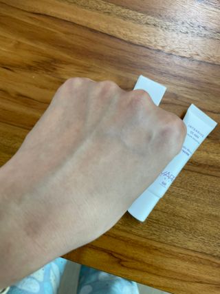 바르셀 톤업선크림 미백 메이크업베이스 CC크림 인텐시브 씨씨 젠 30ml — 5점을 준 리뷰어가 2021년 11월 올린 사용 사진