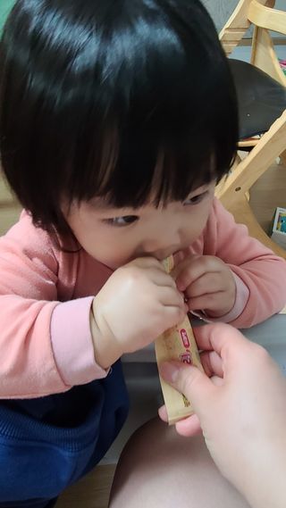 다나음 셀렌에 빠진 아연면역젤리 열대과일맛+사과맛 — 5점을 준 리뷰어가 2021년 3월 올린 사용 사진