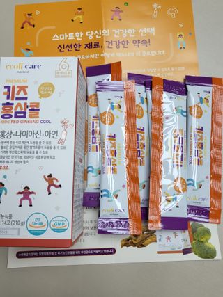 베거스코리아 [콜리케어] 키즈 홍삼콜리 딸기맛 14포 — 5점을 준 리뷰어가 2021년 10월 올린 사용 사진