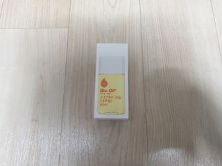 바이오오일 [바이오-오일] 스킨케어 오일 내추럴 60ml — 4.5점을 준 리뷰어가 2021년 10월 올린 사용 사진