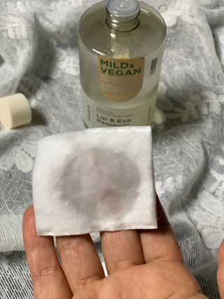 [후르디아] 눈시림없는 올영 립앤아이 리무버 — 5점을 준 리뷰어가 2024년 4월 올린 사용 사진