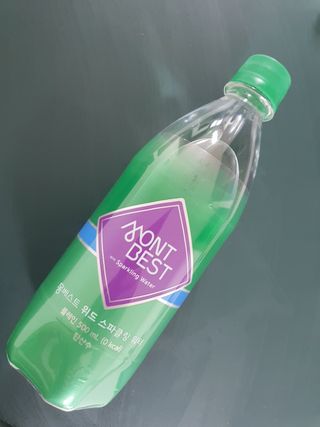 몽베스트 Montbest with Sparkling water Plain 20병 — 5점을 준 리뷰어가 2021년 11월 올린 사용 사진